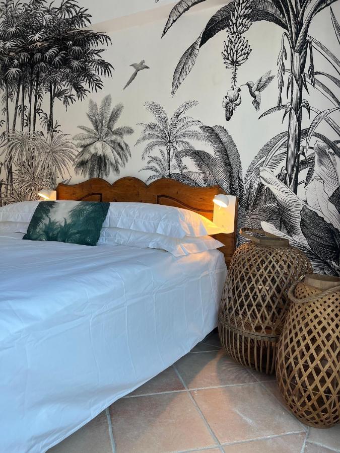 Deluxe Double Room Side Sea View