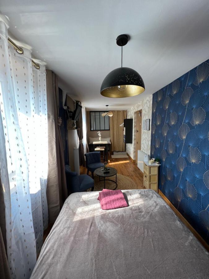 Double Room Private External Bathroom