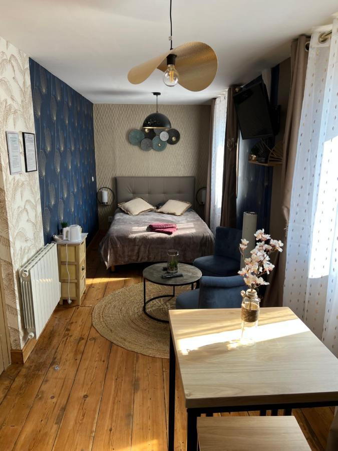 Double Room Private External Bathroom
