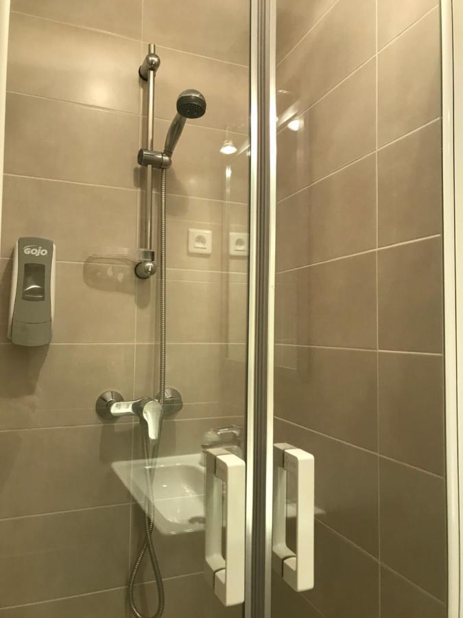 Chambre Triple - Rez-de-Chaussée