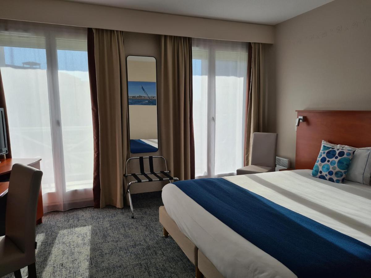 Double Room Harbour View,743697250:JPEG