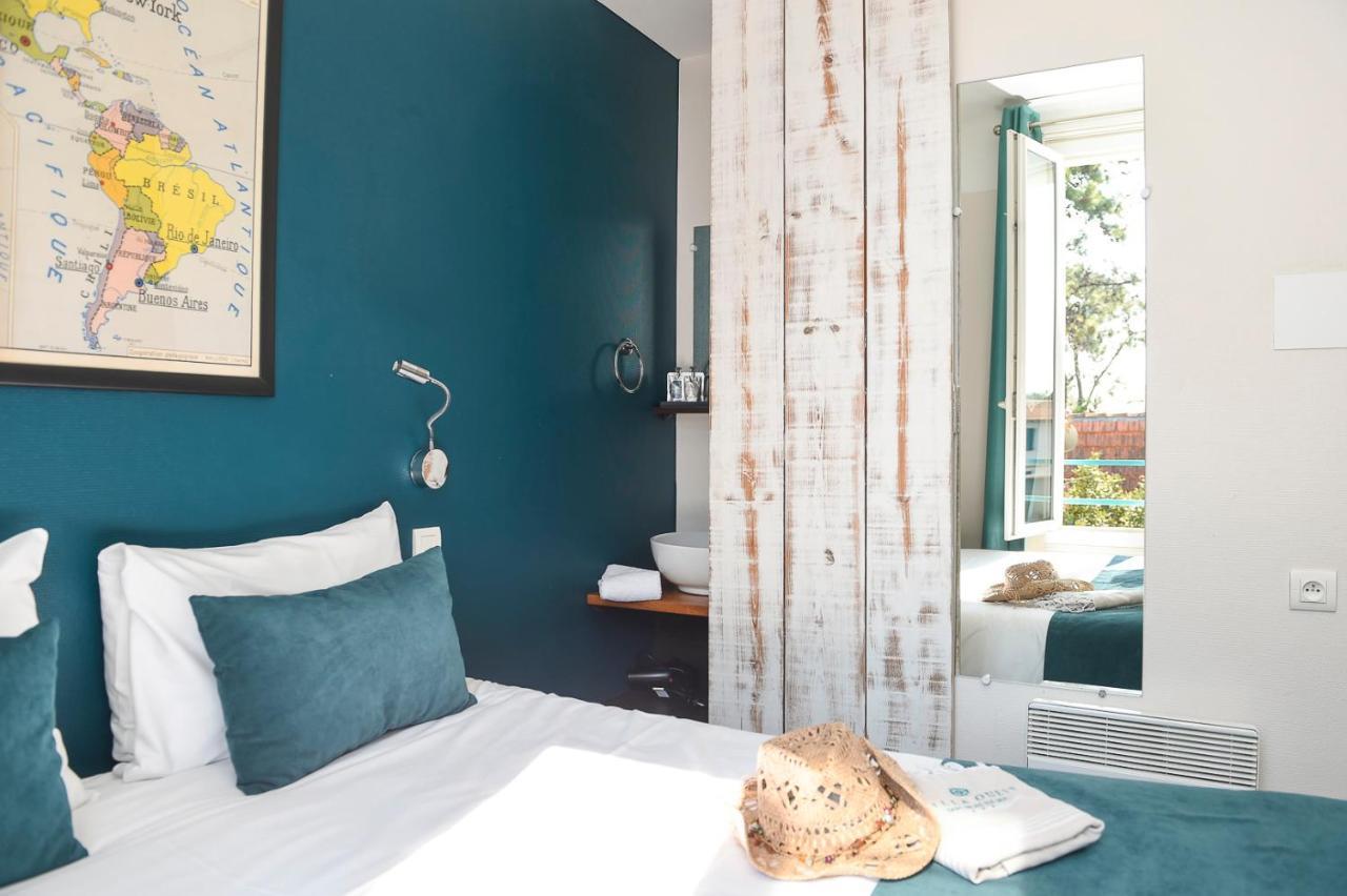 Small Double Room Garden Side