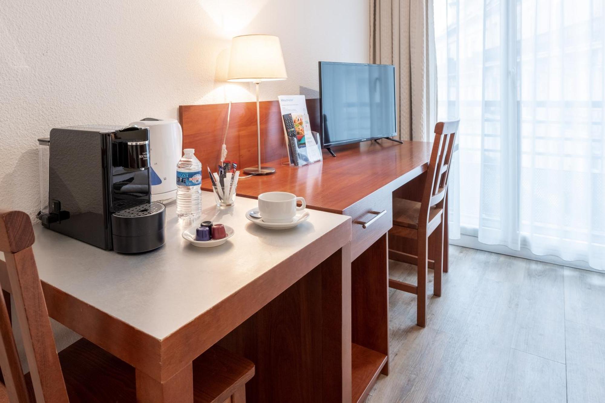 Studio mit Doppelbett