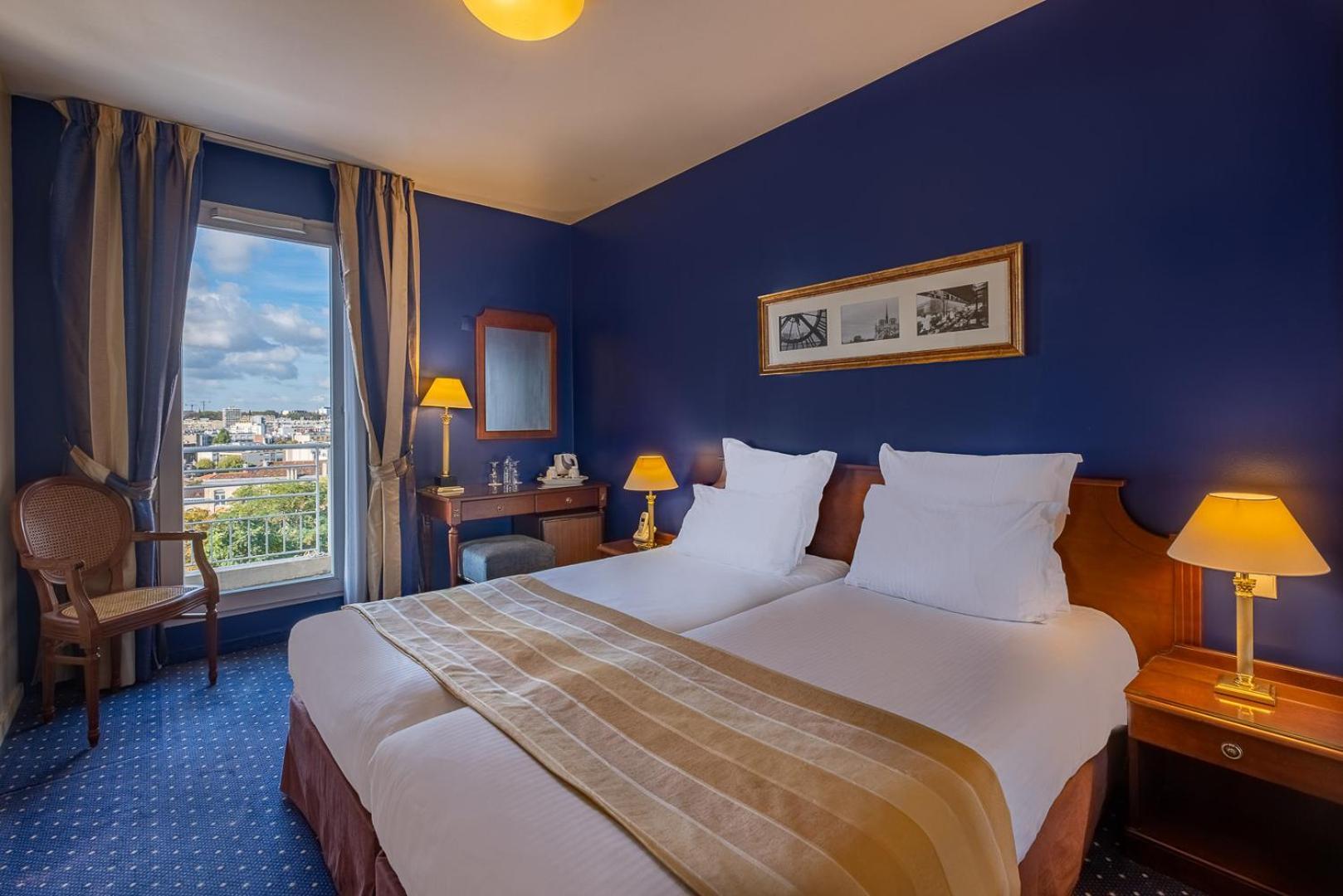 Superior Double Room Two Single Beds
