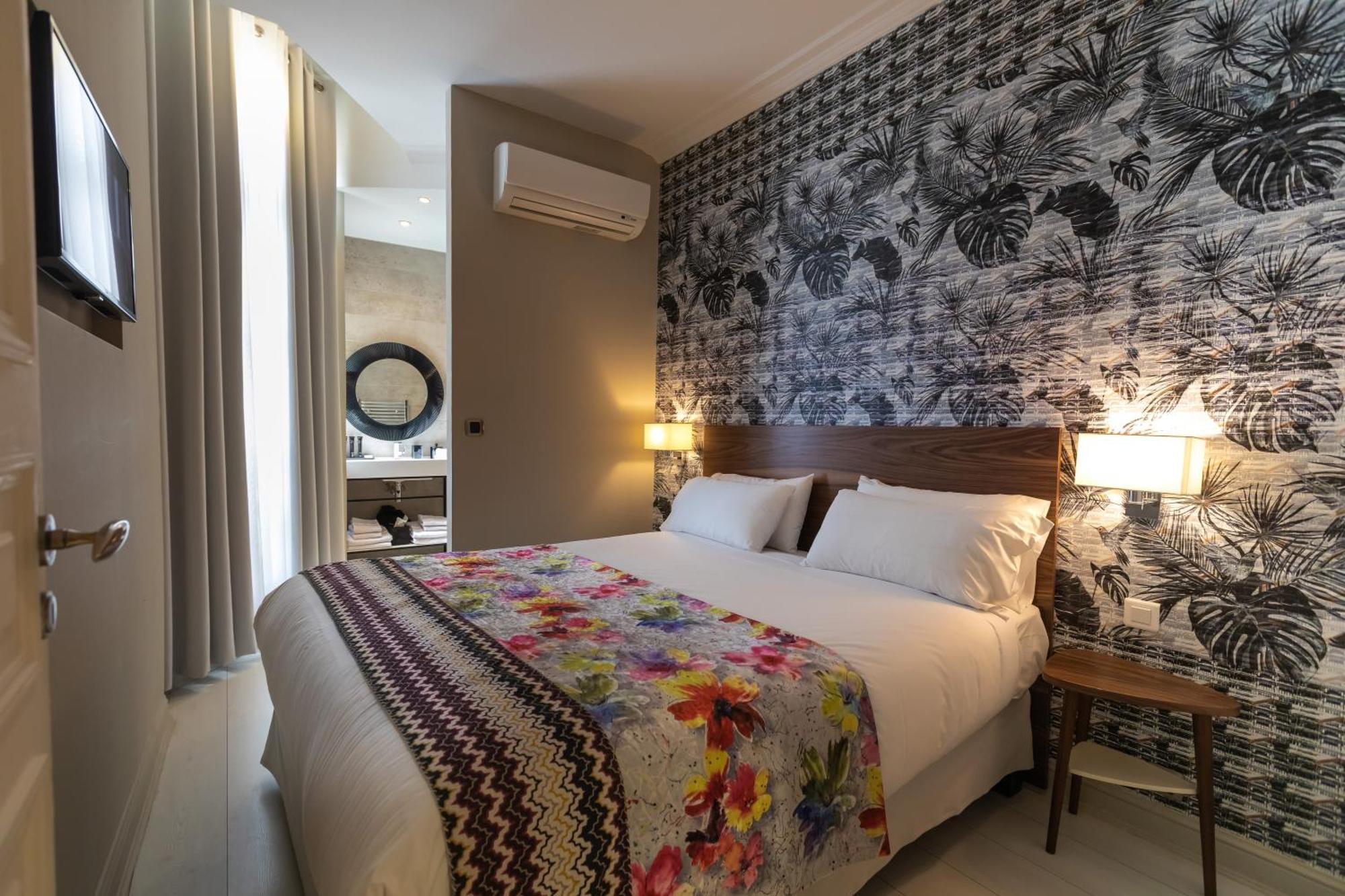 One-Bedroom Suite Le Charmeur
