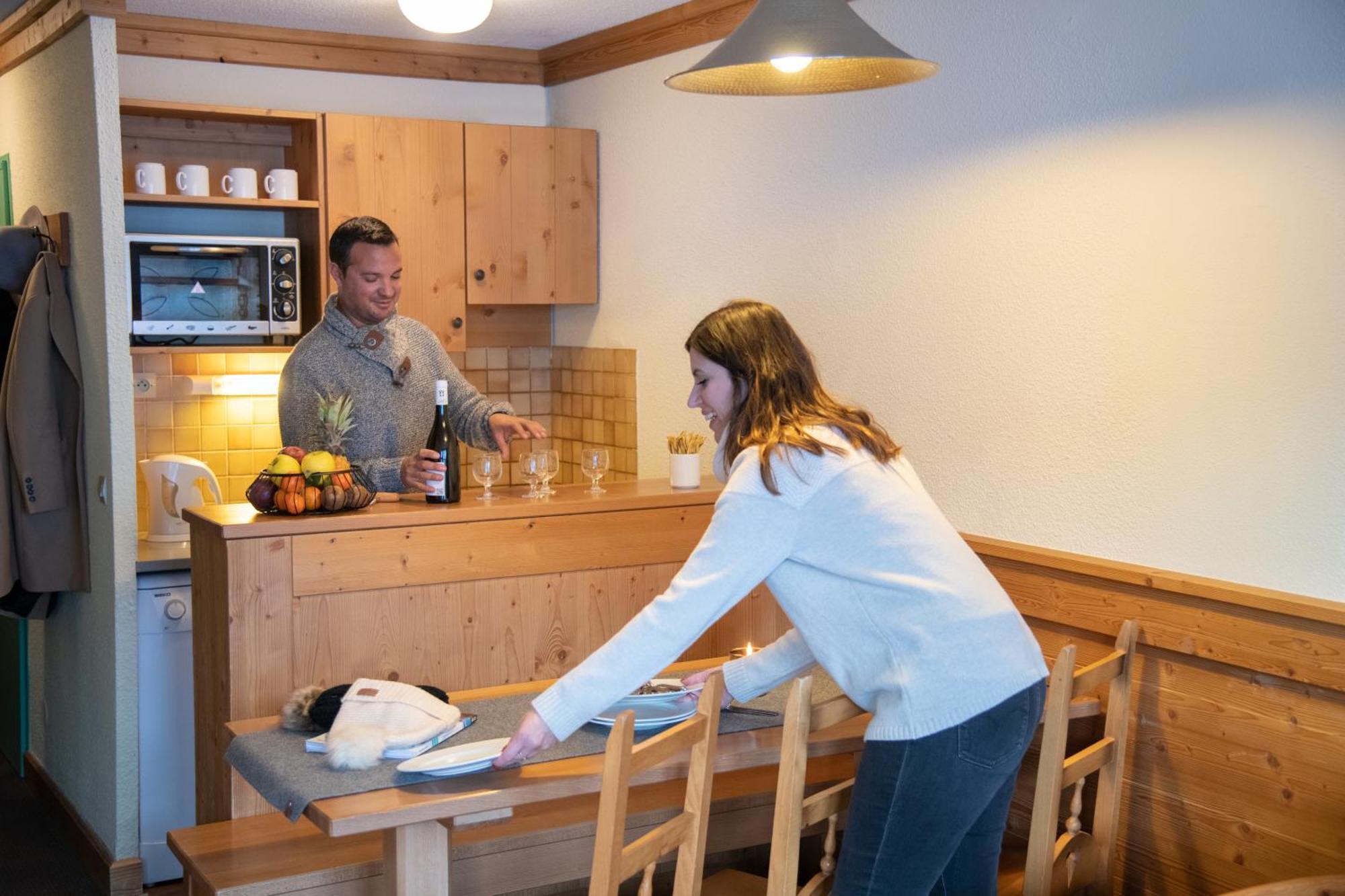 Priviledge One-Bedroom Apartment Cabin 4