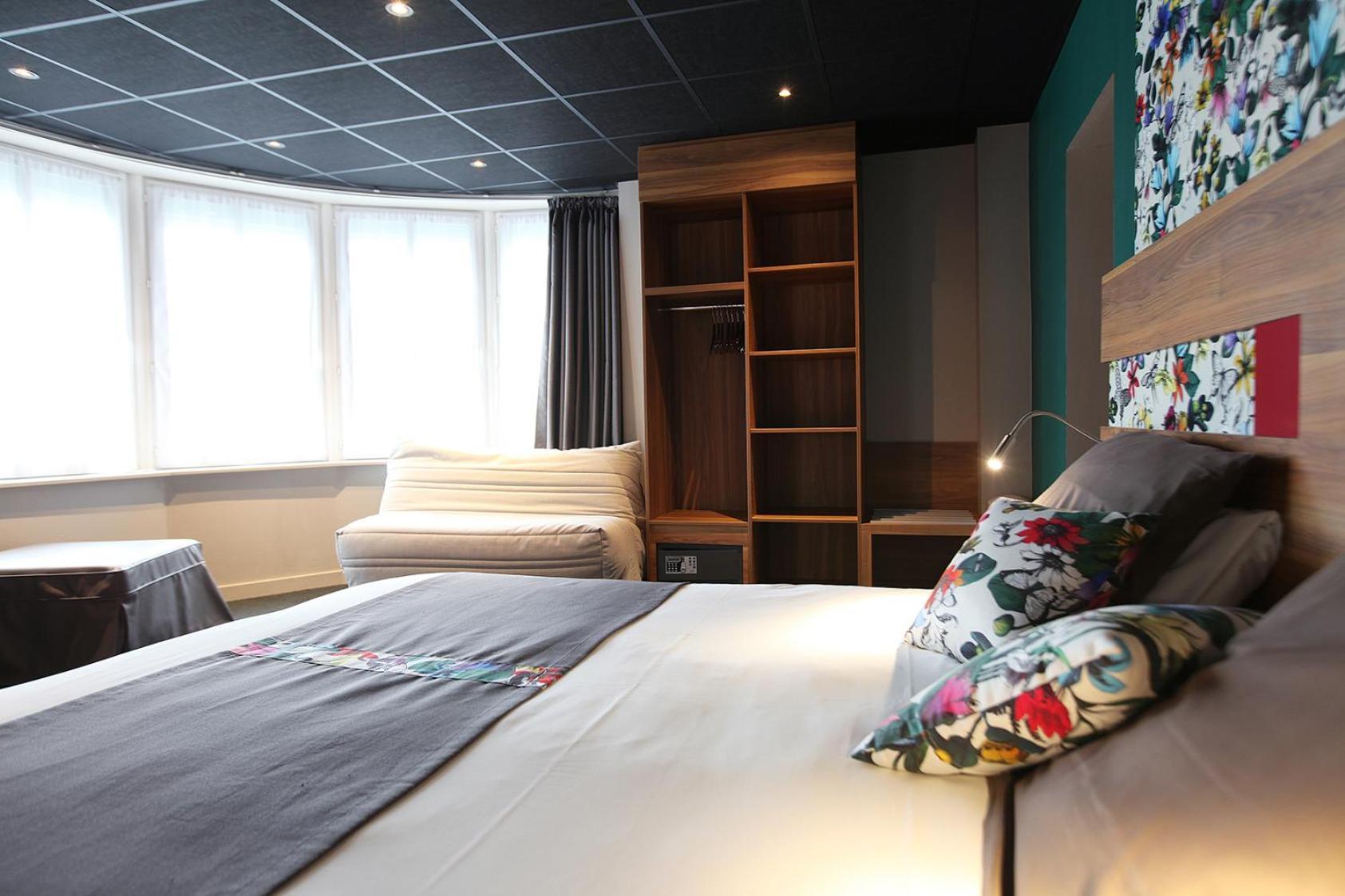 Suite Junior Lit Queen-Size