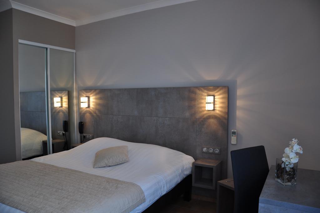 Quadruple Room with Terrace,28111196:JPEG