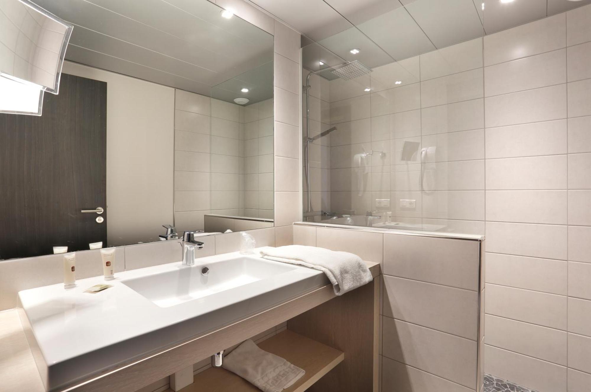 Duplex Apartment (4 Adults),1713011210:JPEG