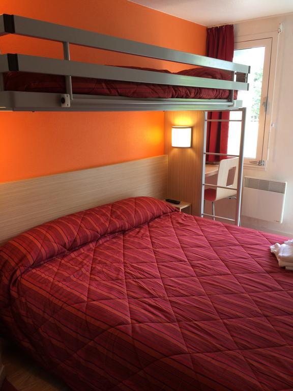 Triple Room 1 Double Bed 1 Single Bed