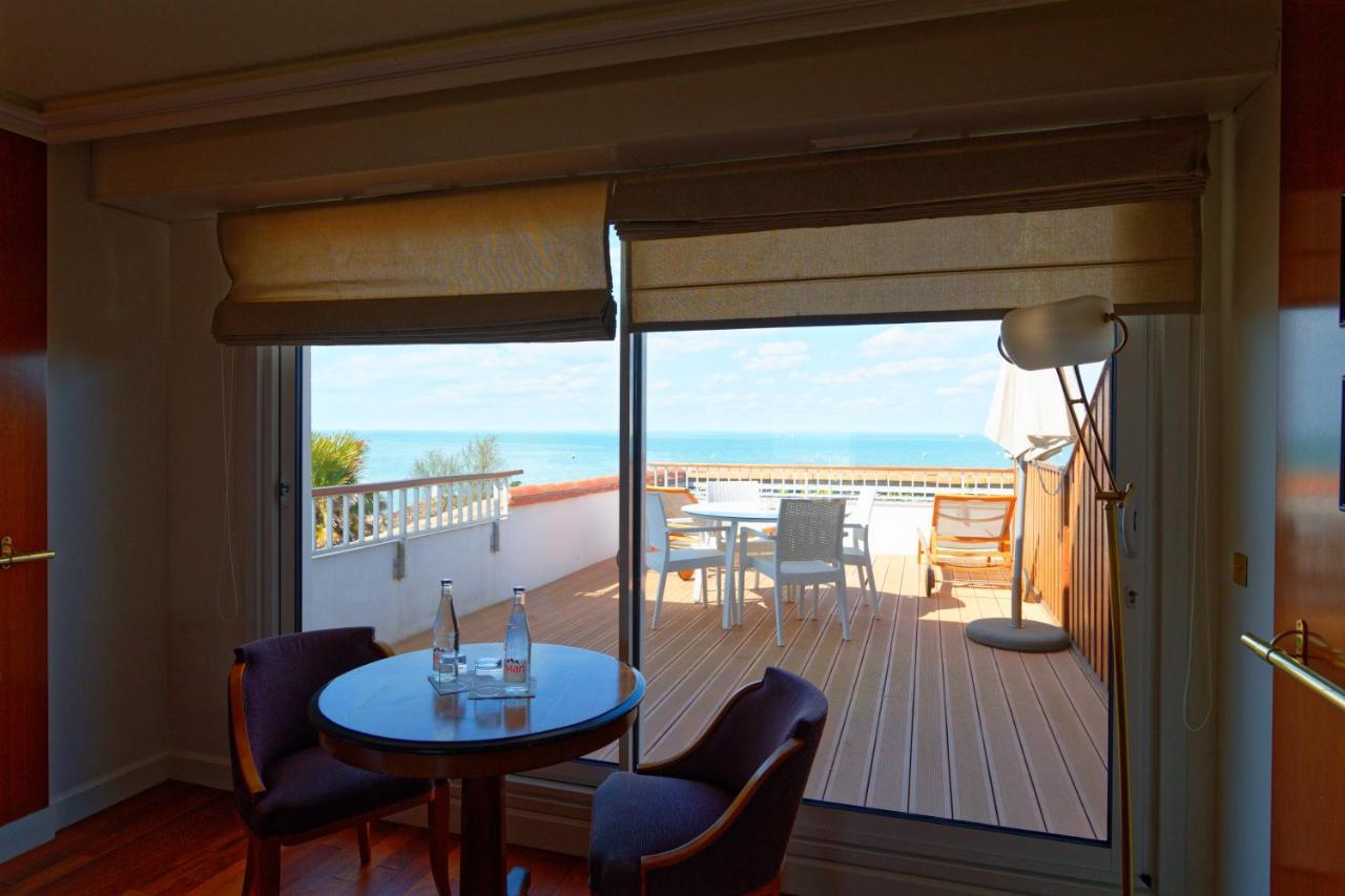 Suite with Sea View