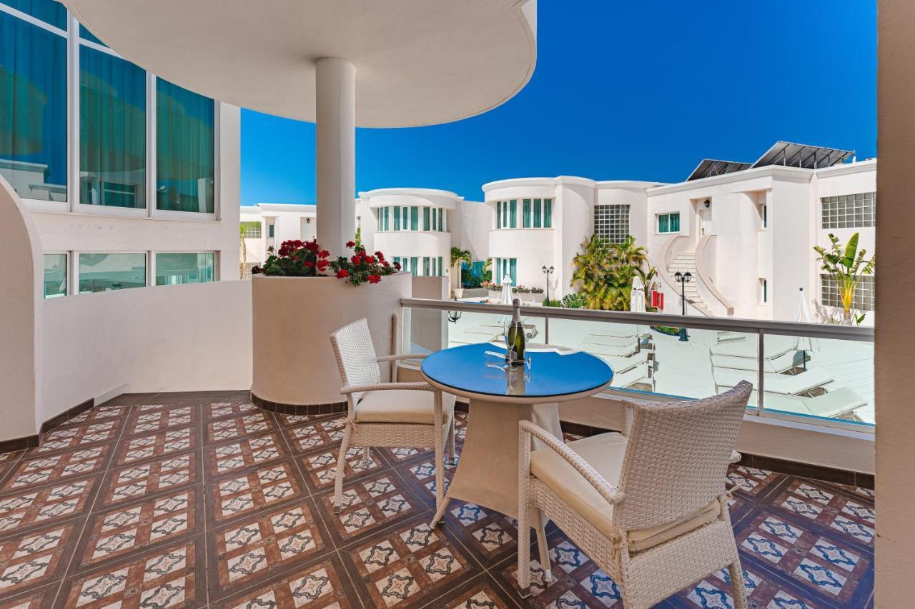 Family Suite Balcony