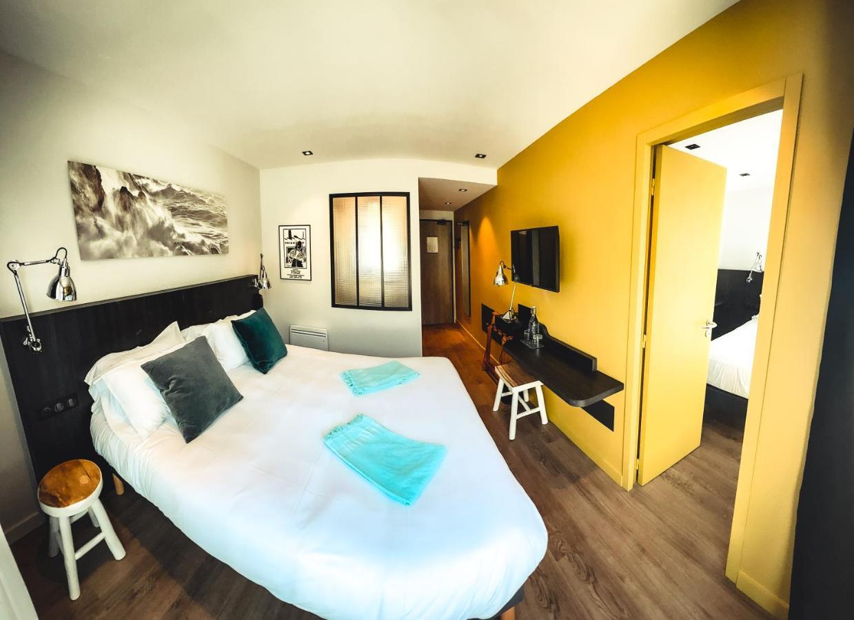 Family Room with Sea View,1543873231:JPEG