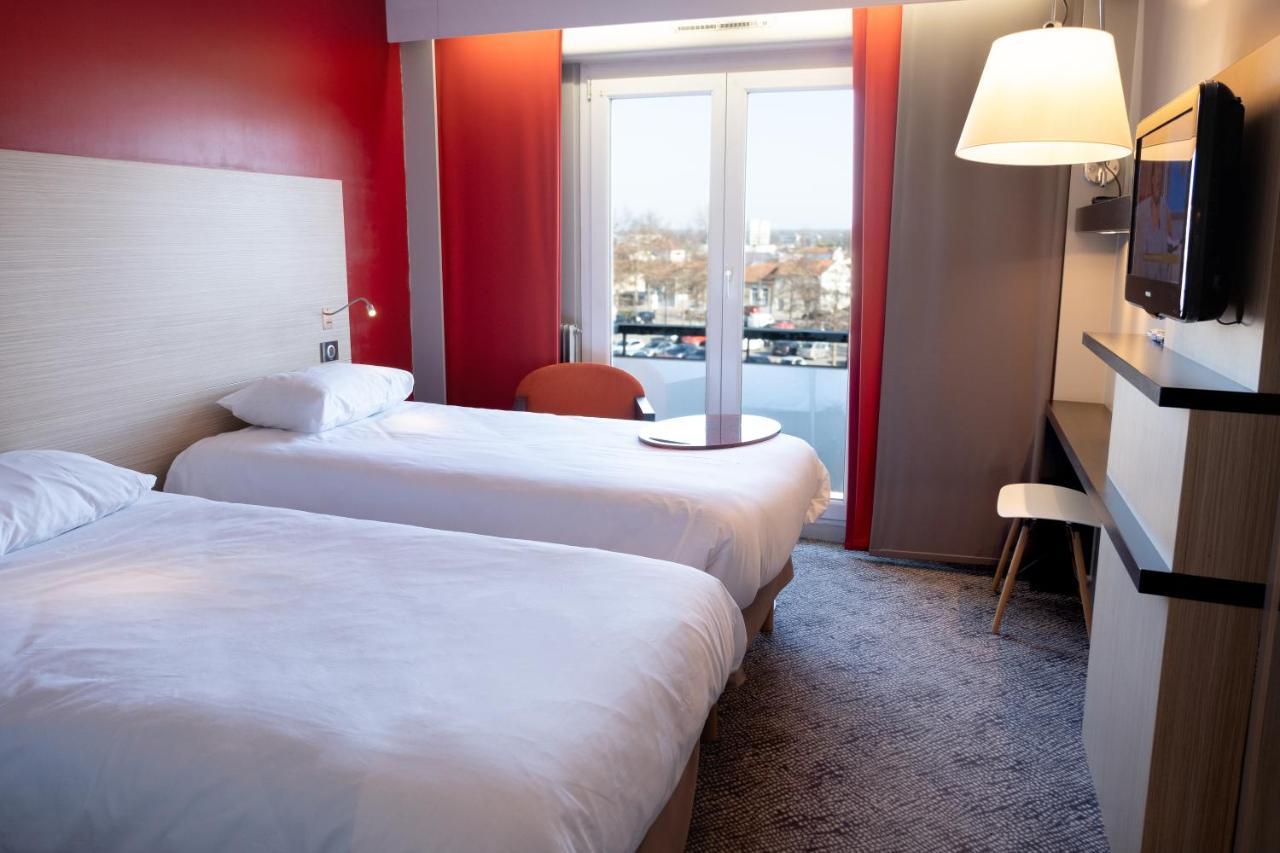 Standard Twin Room,1233375911:JPEG