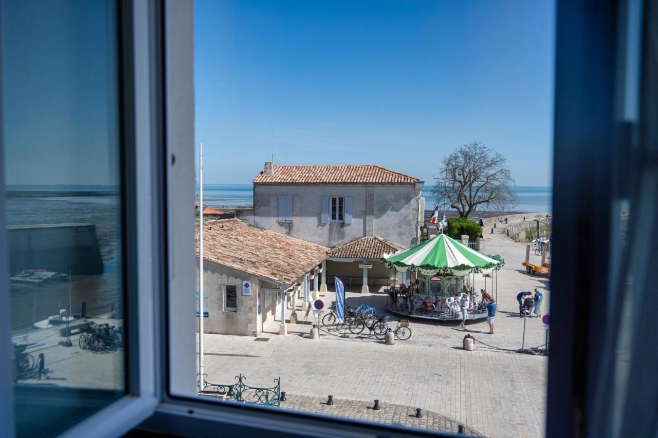 Superior Double Room Panoramic Harbour View