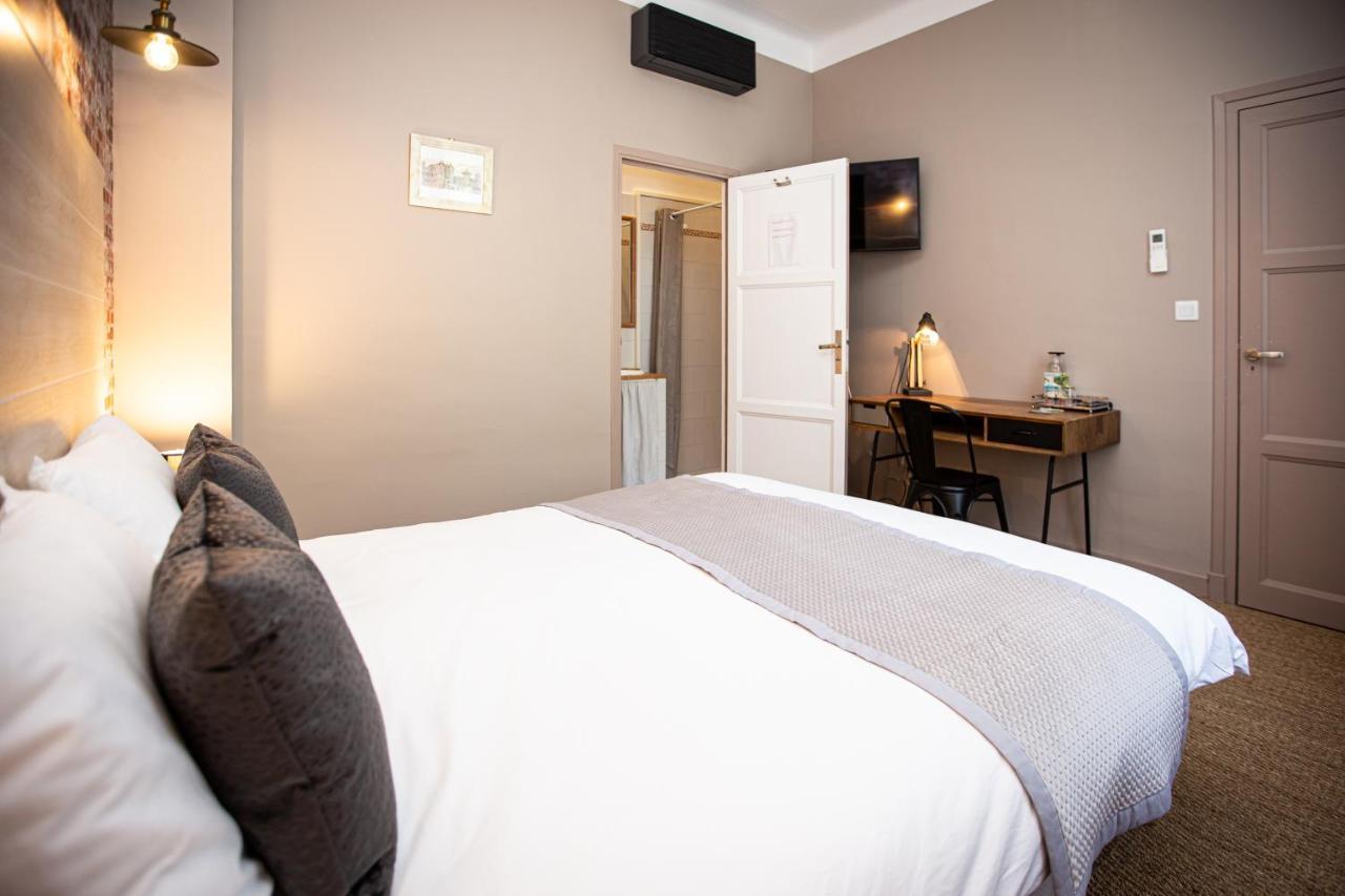 Standard Double Suite