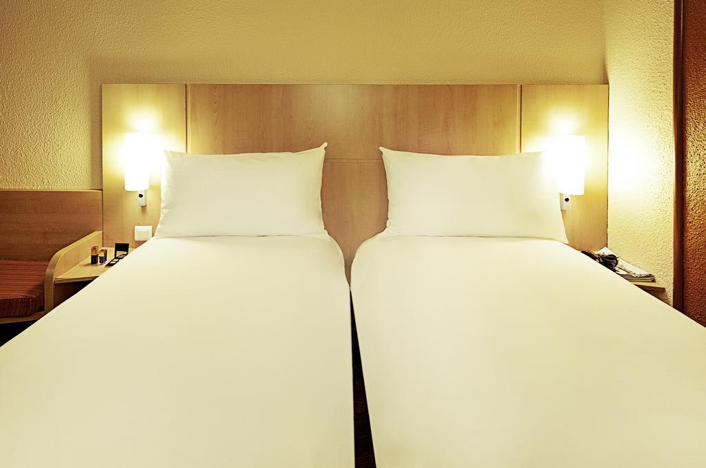 Standard Room with twin beds,1273690147:JPEG