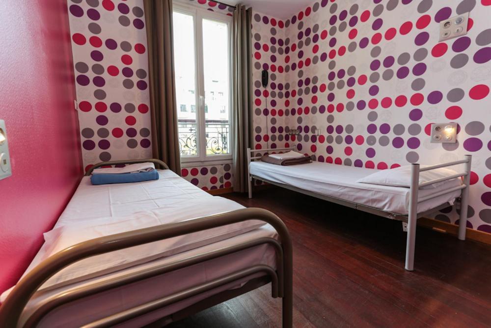 Bed in 2-bed Female Dormitory Room,1499365687:JPEG