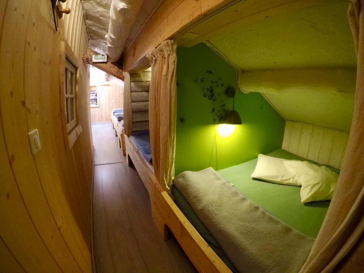 Single Bed Bed Dormitory Room,1268017978:JPEG