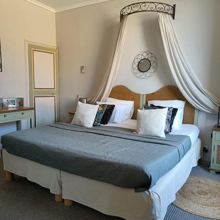 Standard Double Room,1271303710:JPEG