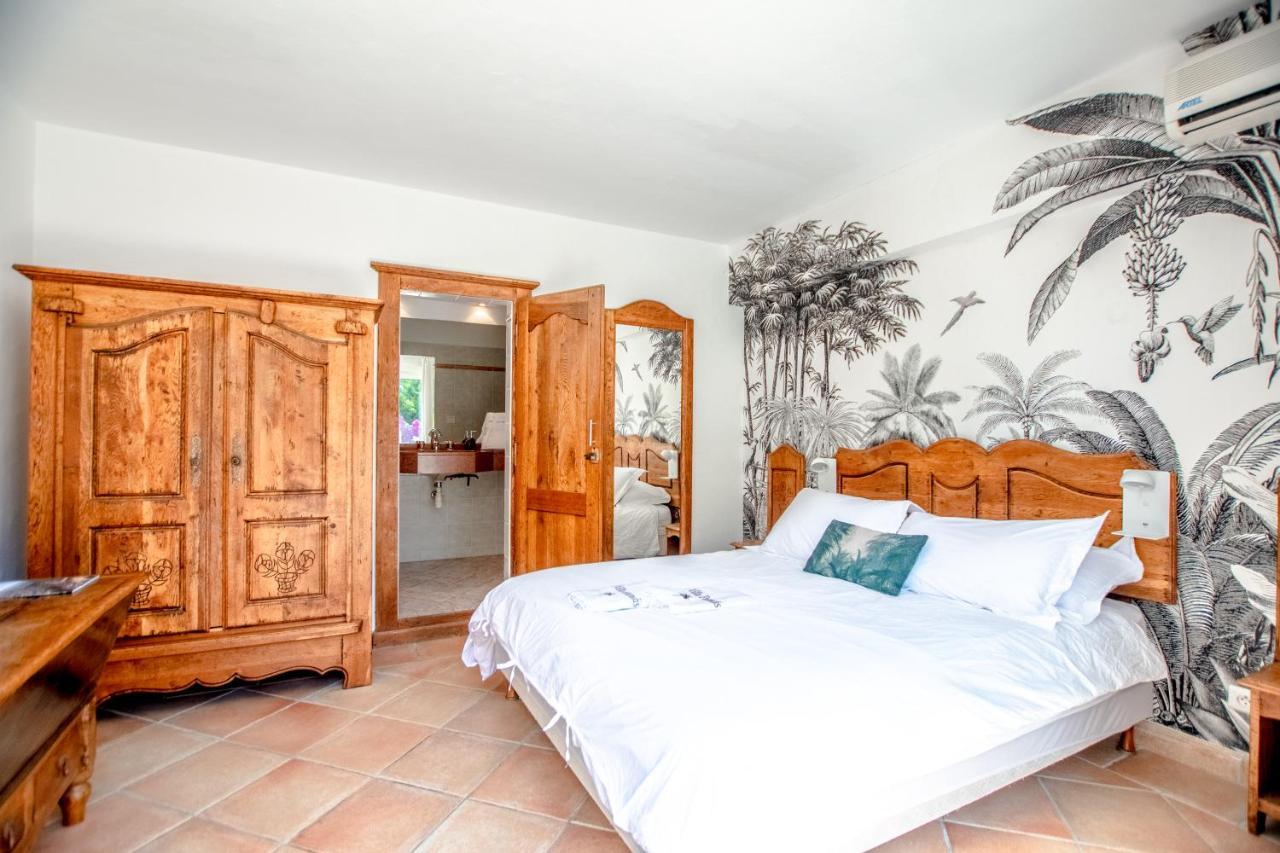 Deluxe Double Room Side Sea View