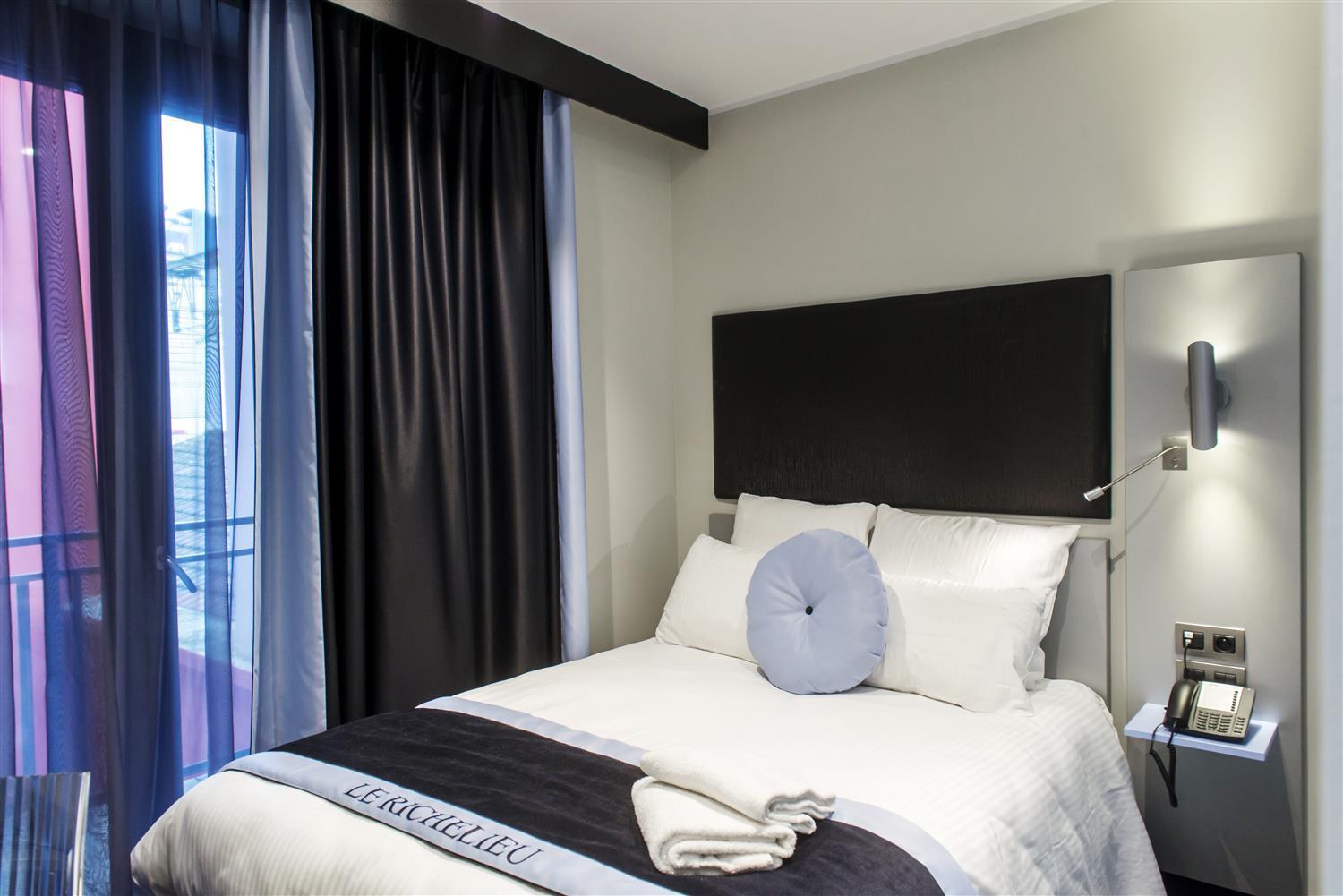 Standard Single Room Double Bed Train Side
