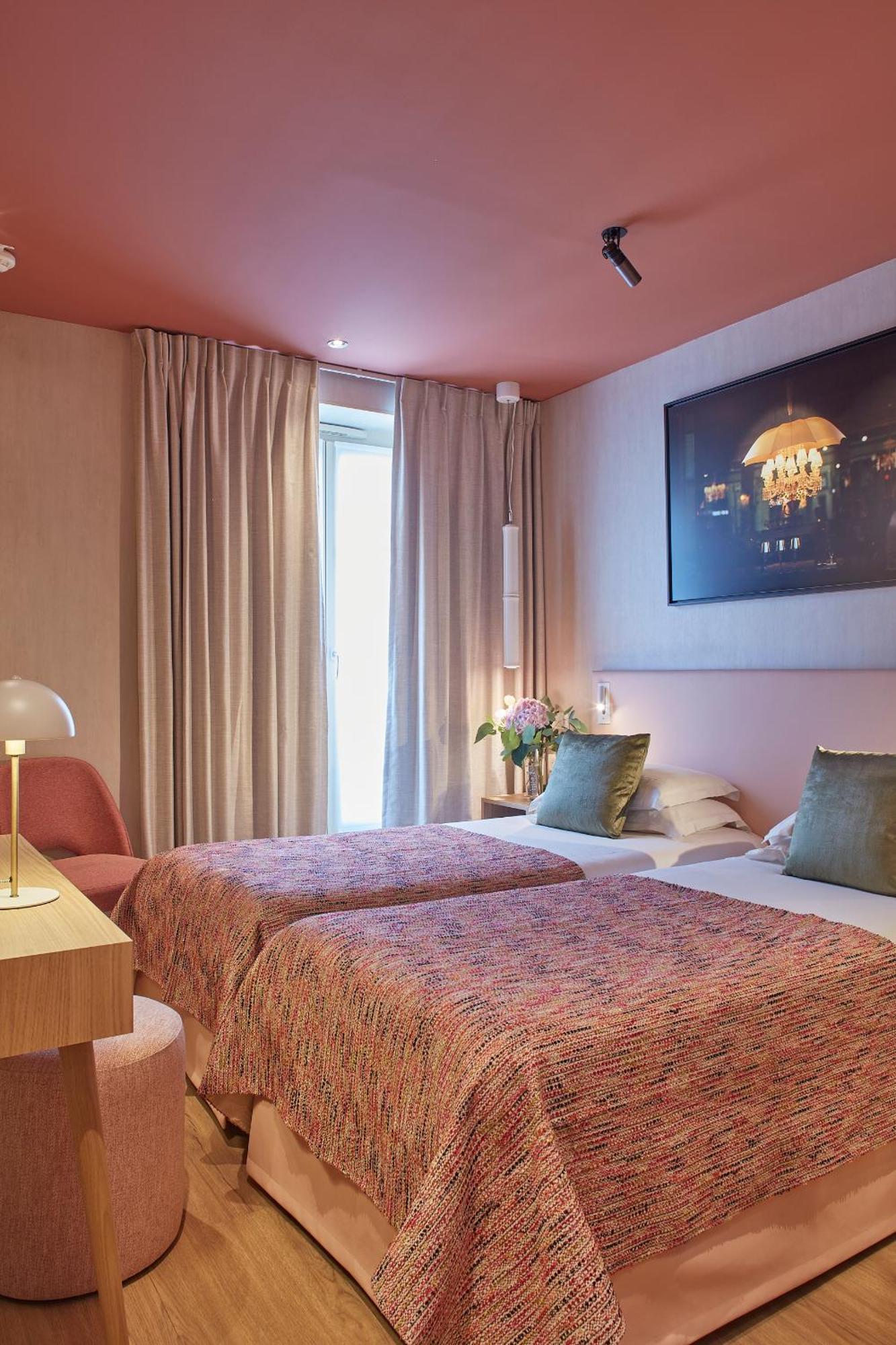 Classic Twin Room,1273712413:JPEG