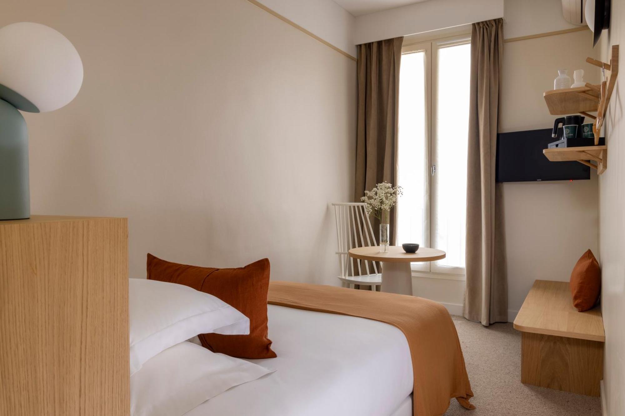 Standard Single Room,1273827694:JPEG