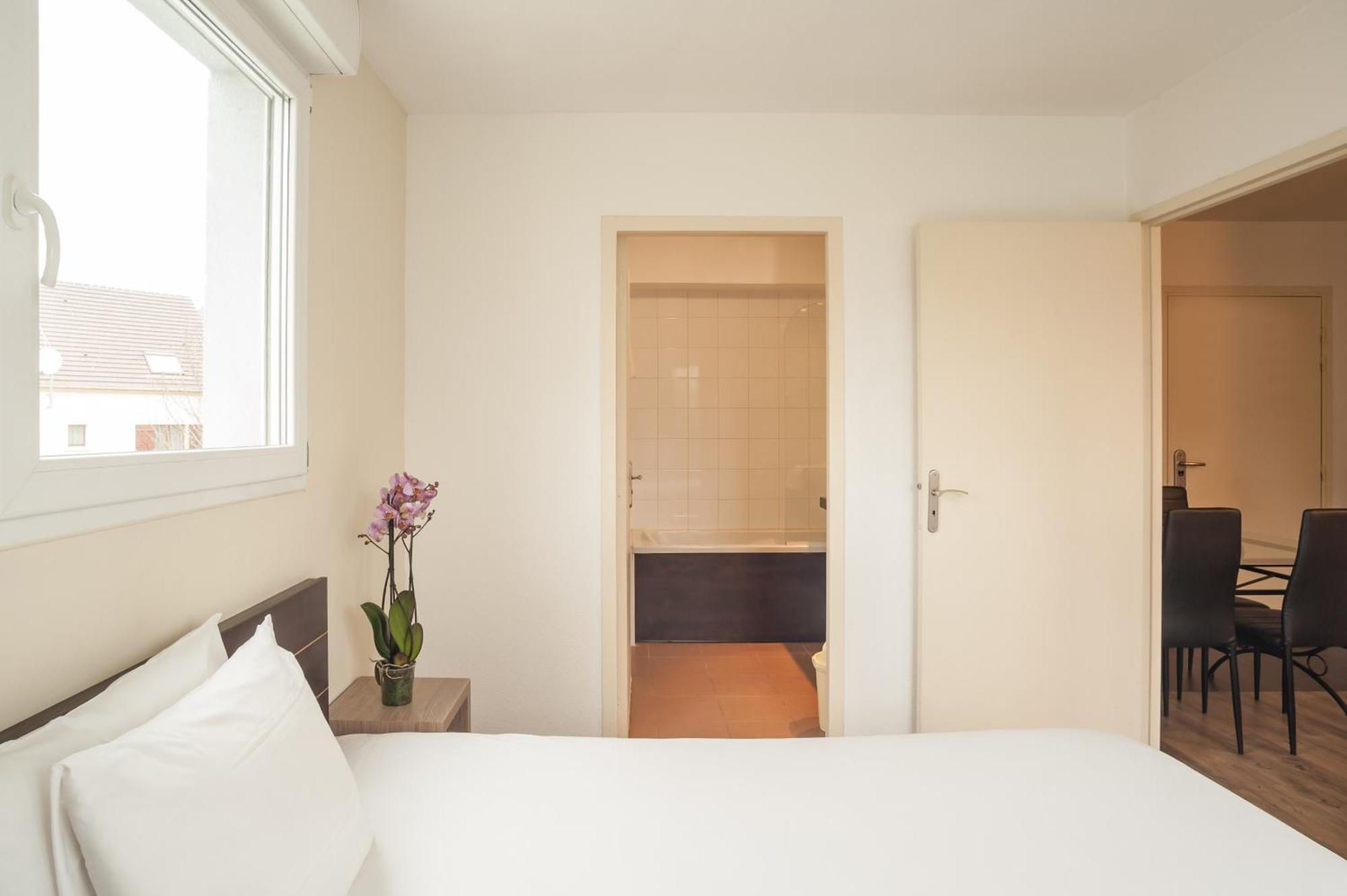 One-Bedroom Family Apartment