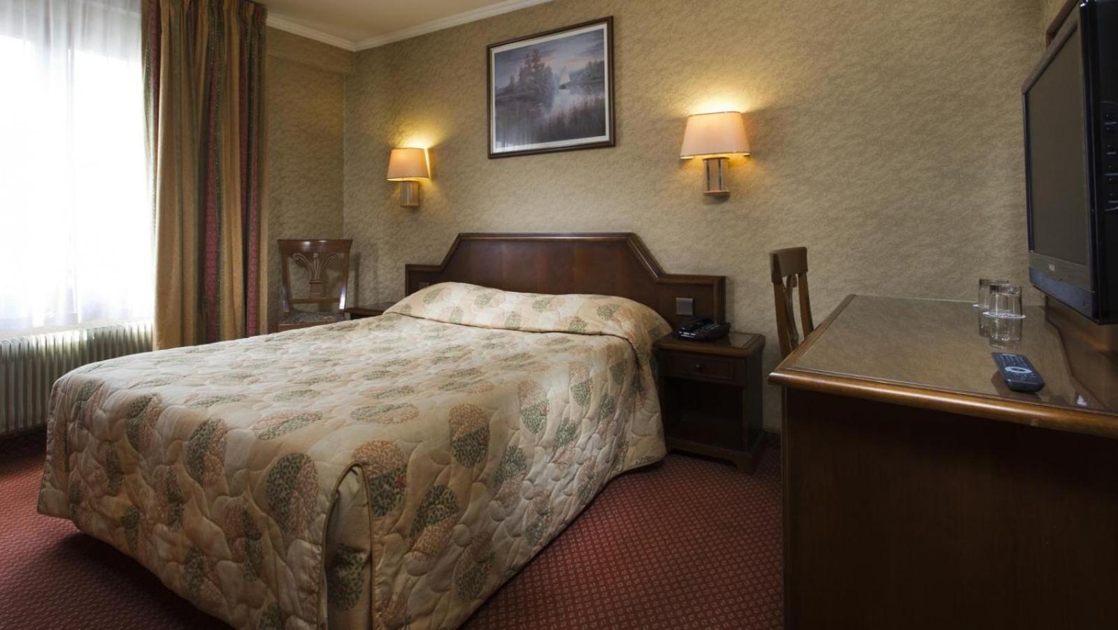 Single Room,306127136:JPEG