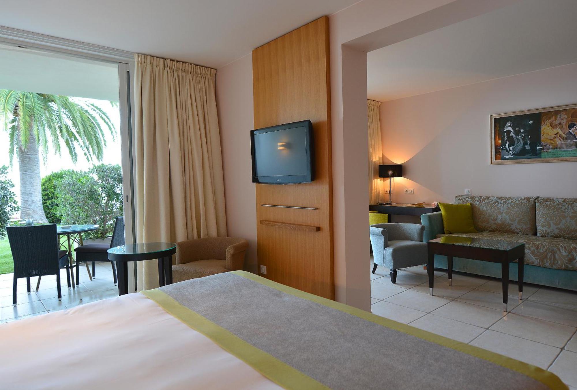 Suite with Sea View,1554468169:JPEG