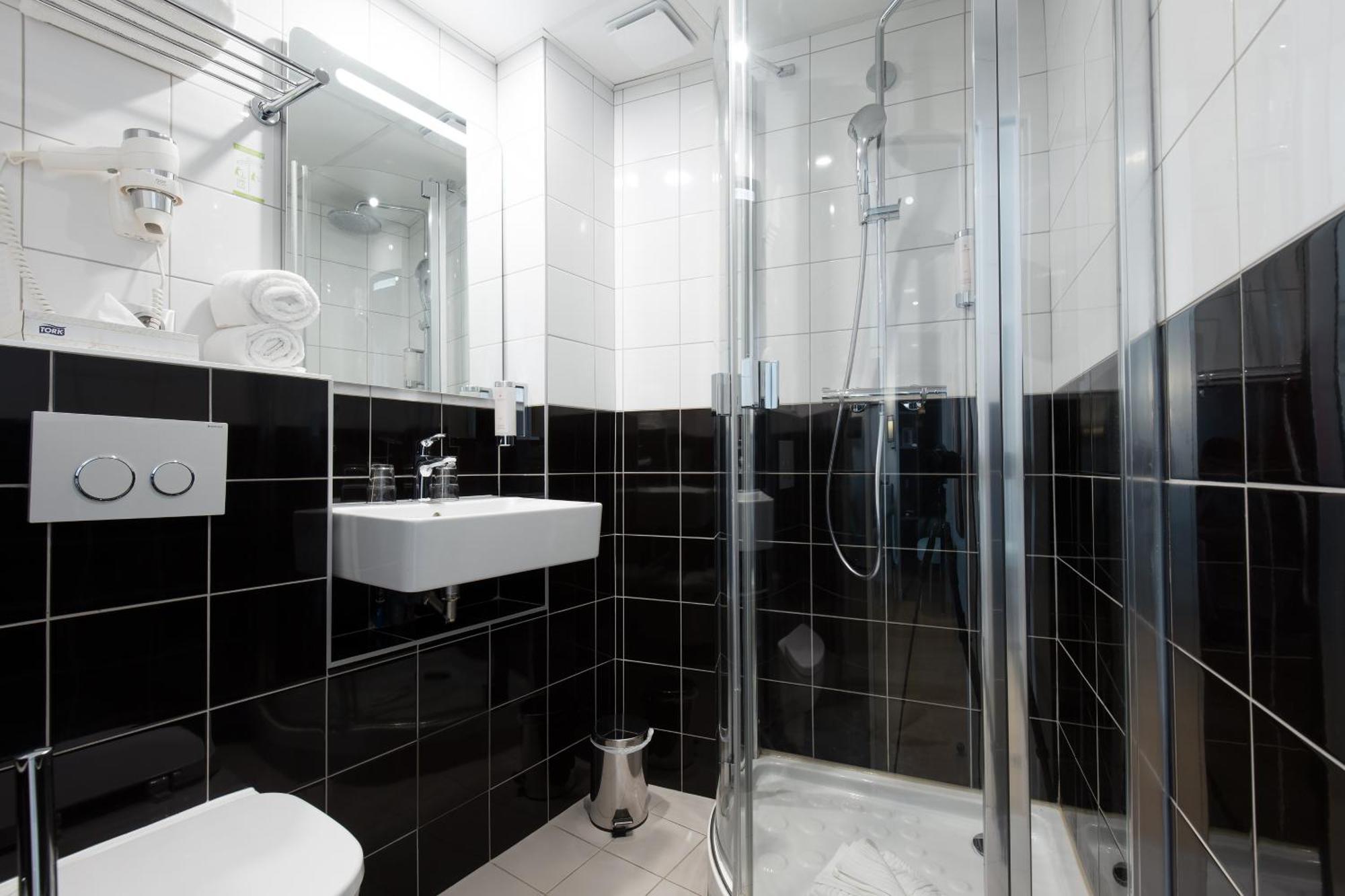 Superior Twin Room,1595398358:JPEG