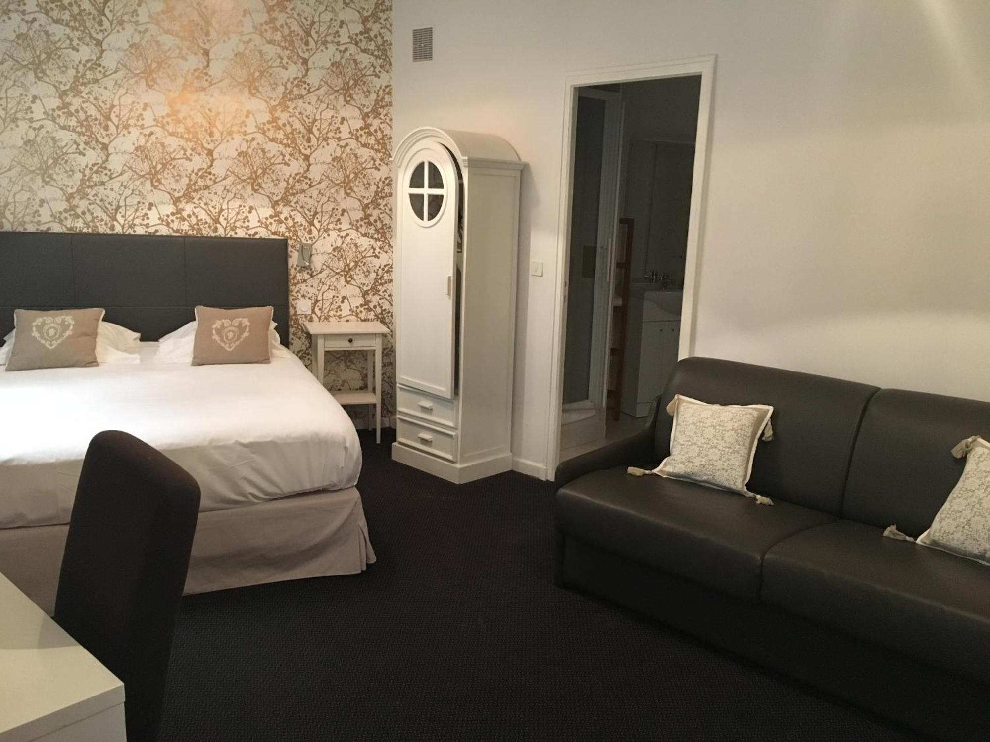 Superior room accessible by stairs