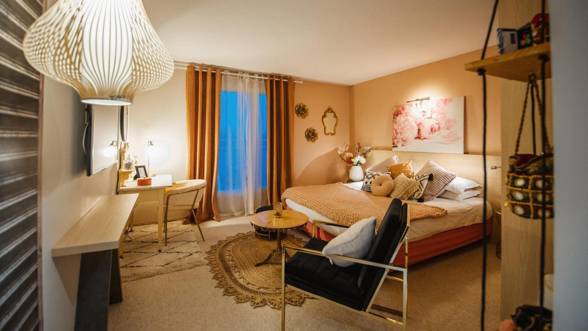 1 Double Bed - Superior Room for Women,1279234366:JPEG