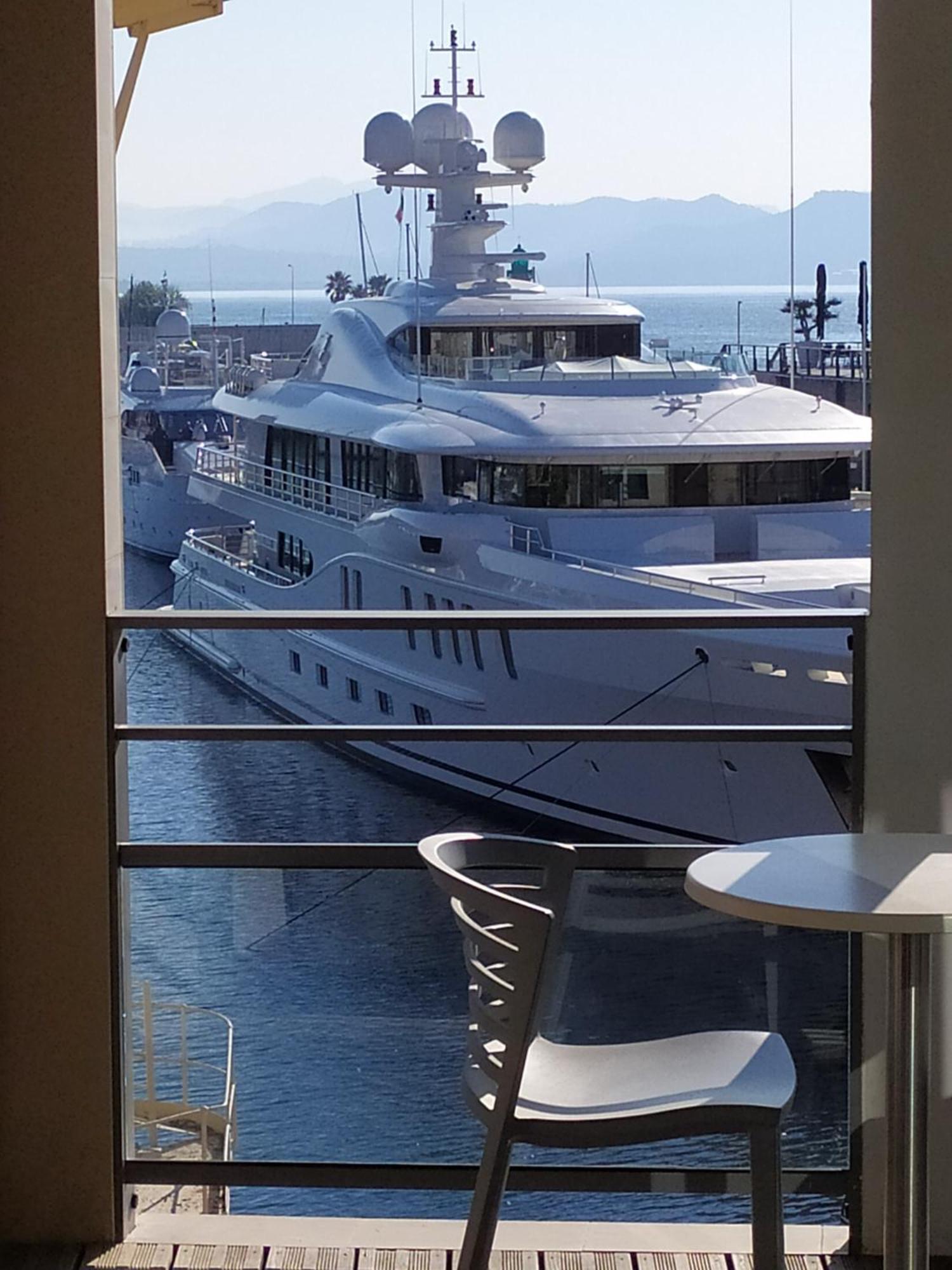 Queen Room Sea View