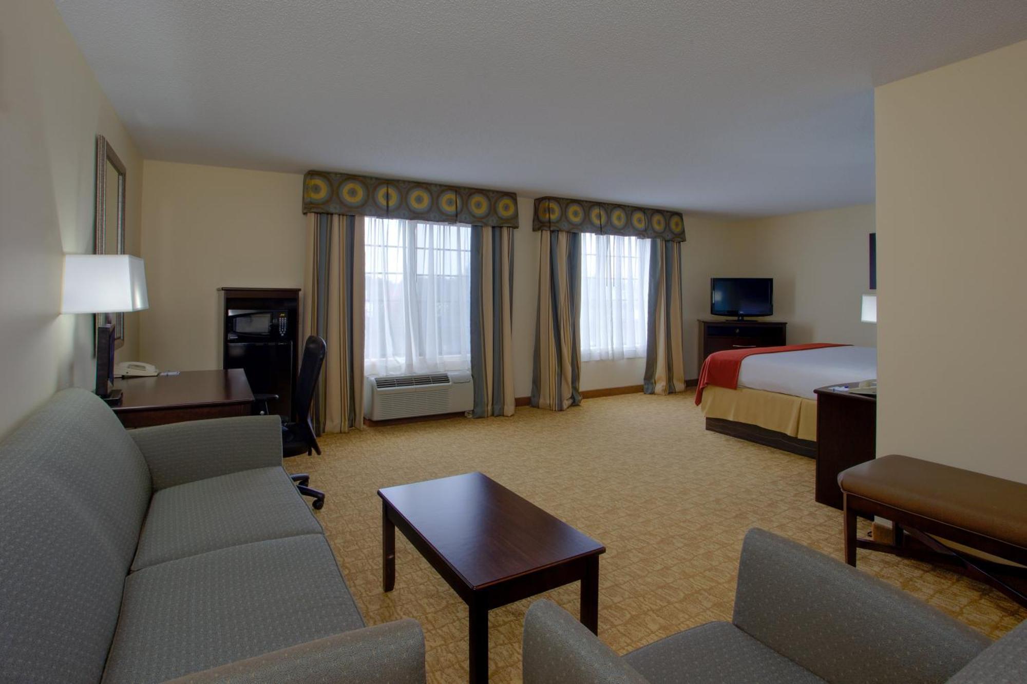 One-Bedroom Suite,1450203136:JPEG