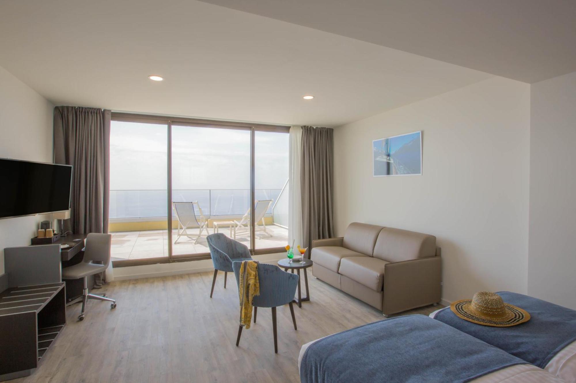 Family Room Sea View