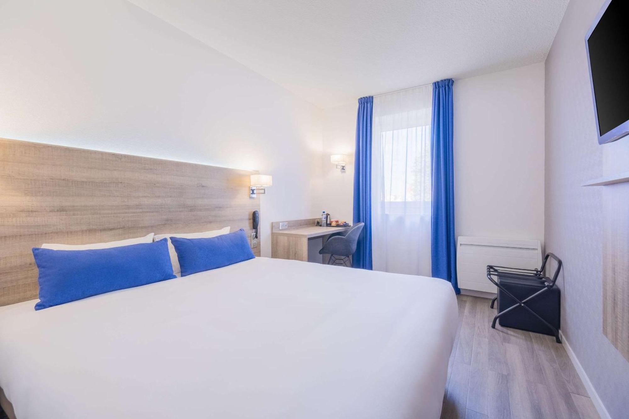 Standard Double Room,1284844558:JPEG