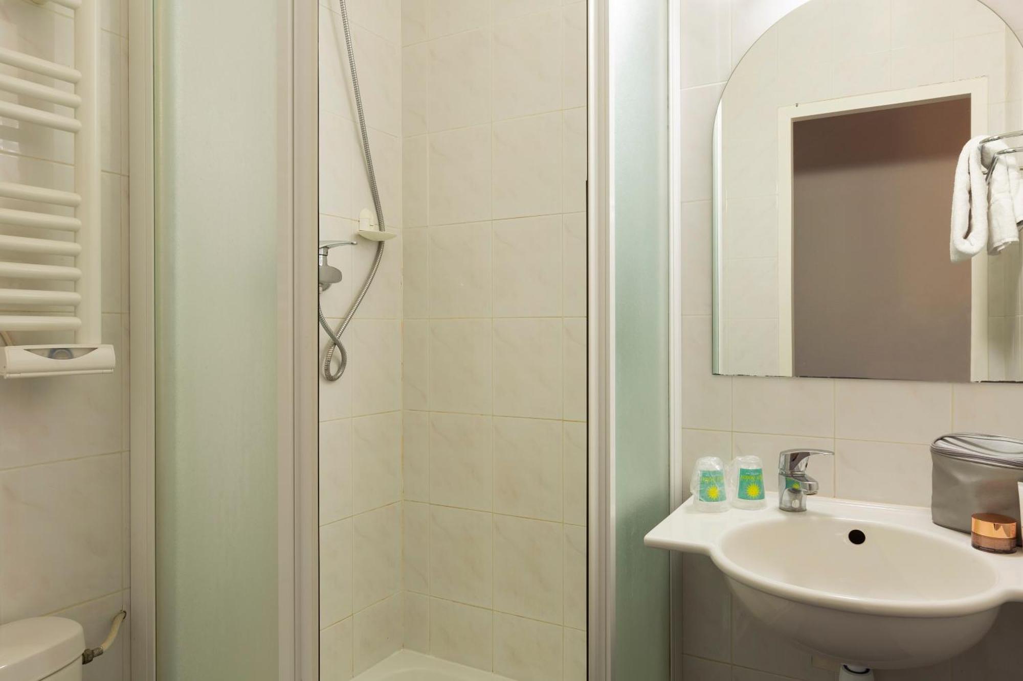 Double Room,1349818990:JPEG