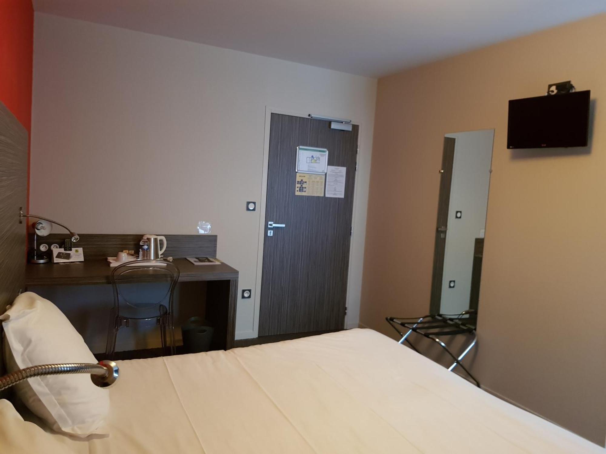 Superior King Room,1284875566:JPEG