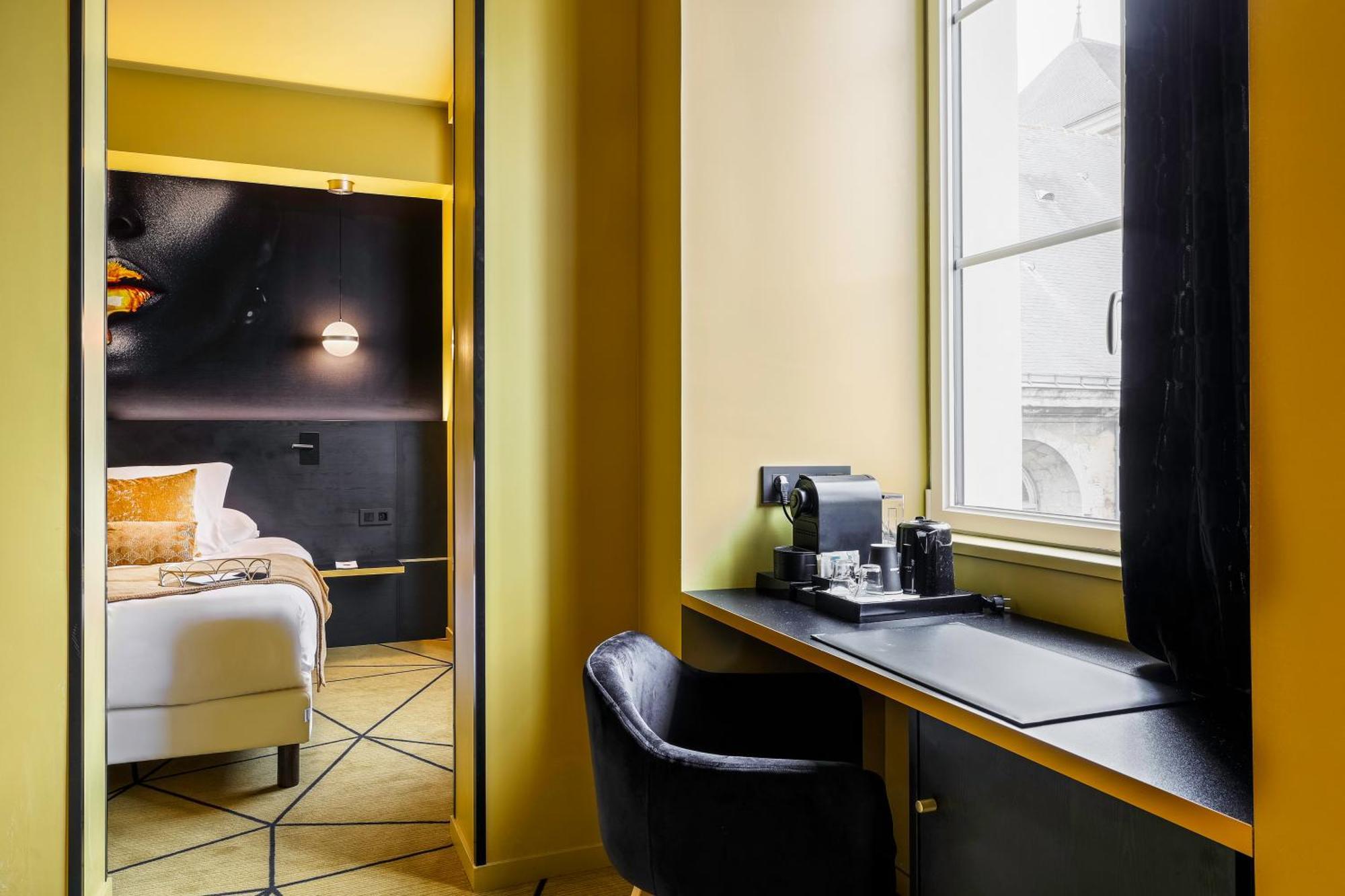 Junior King Suite