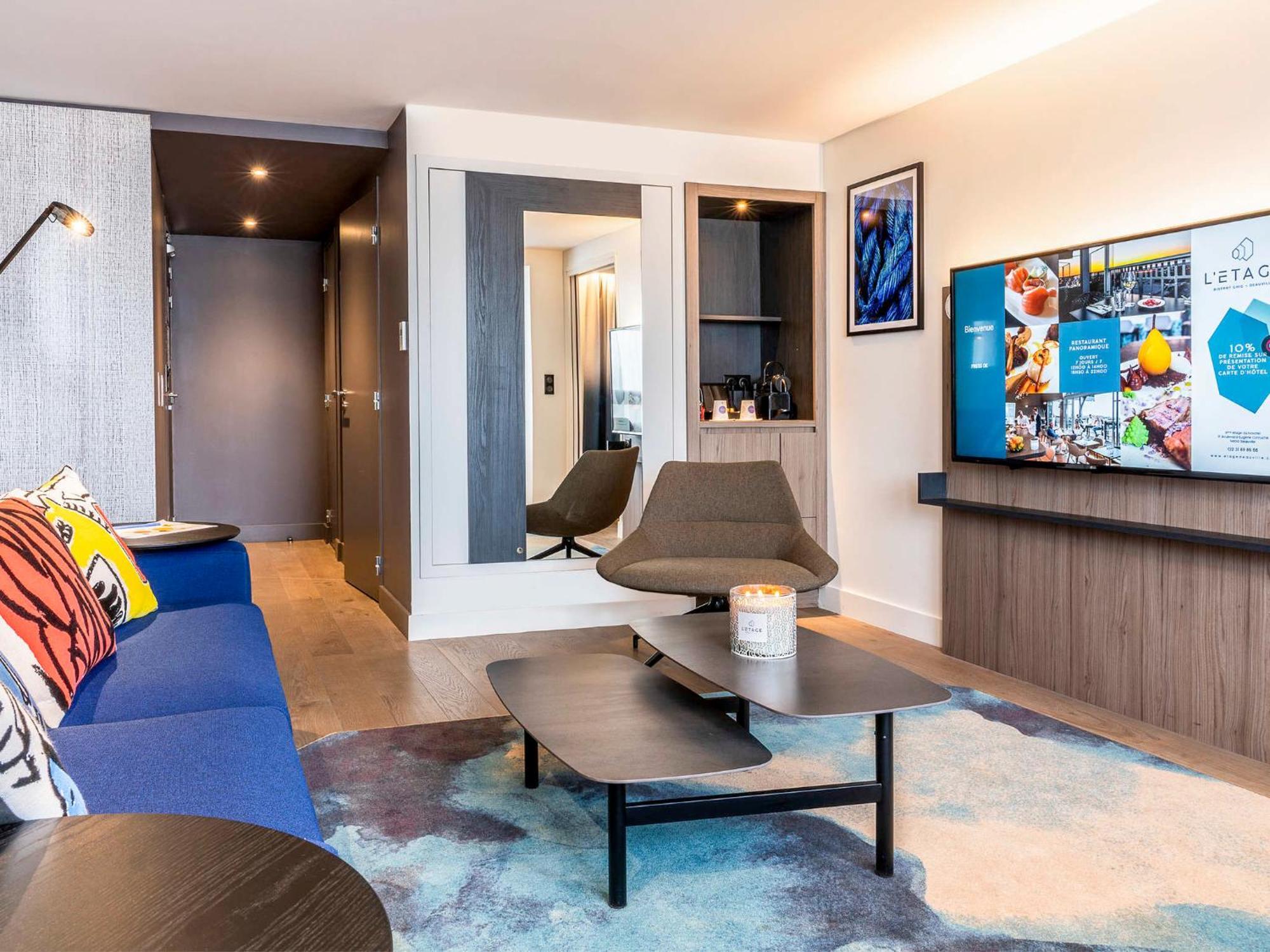 Suite Lit King-Size Exécutive avec Canapé-Lit - Vue sur Mer
