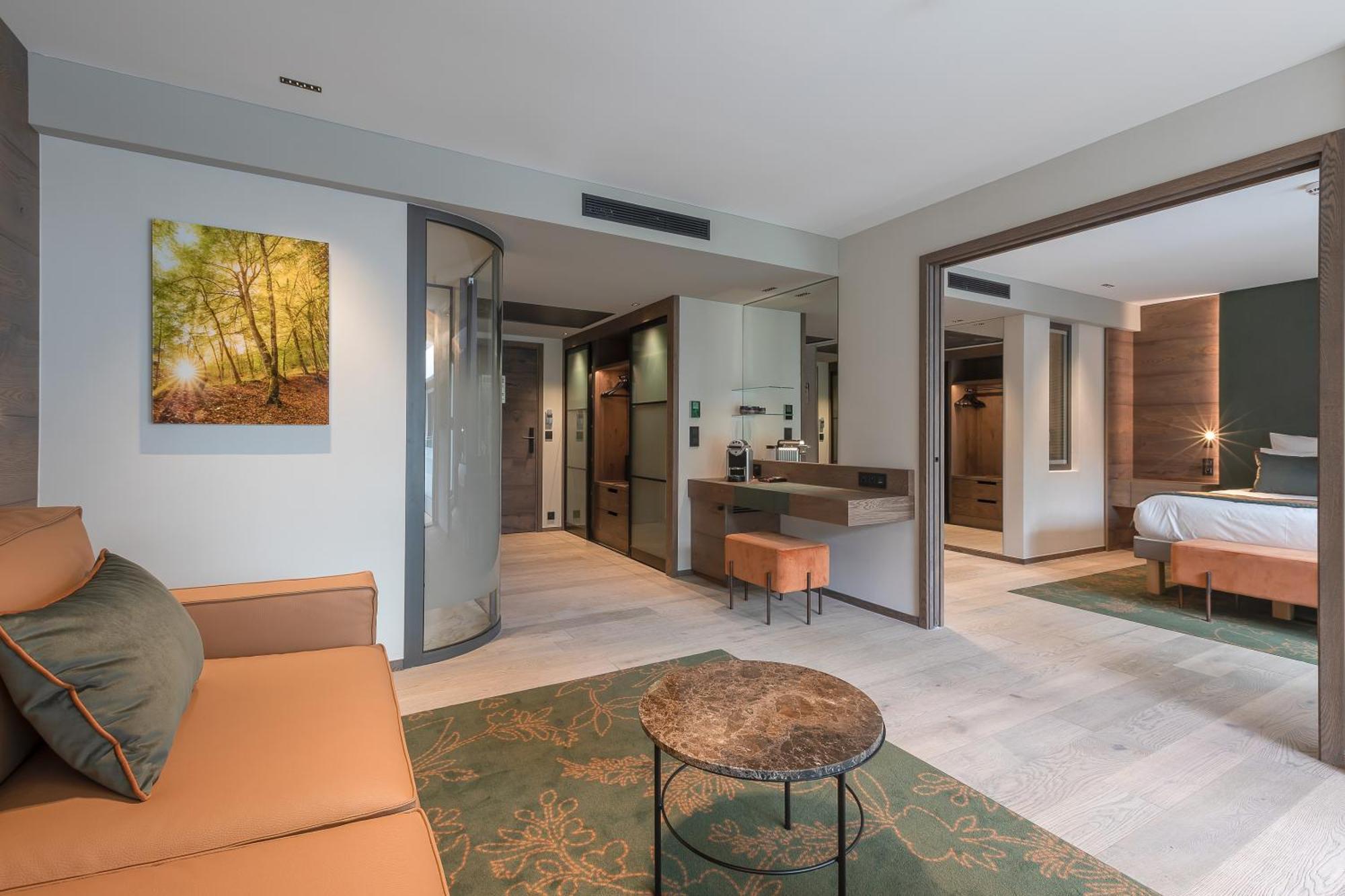 Family Junior Suite Balcony complimentary spa access,1285942027:JPEG