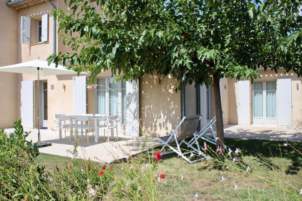 Two-Bedroom Deluxe Apartment Garden