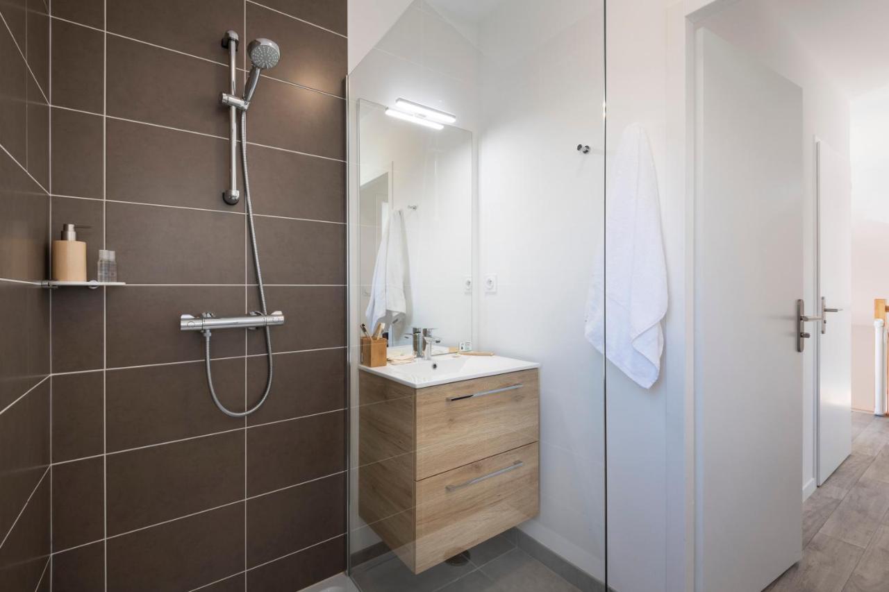 Maison 3 Chambres en Duplex avec Piscine Privée (6 Personnes)
