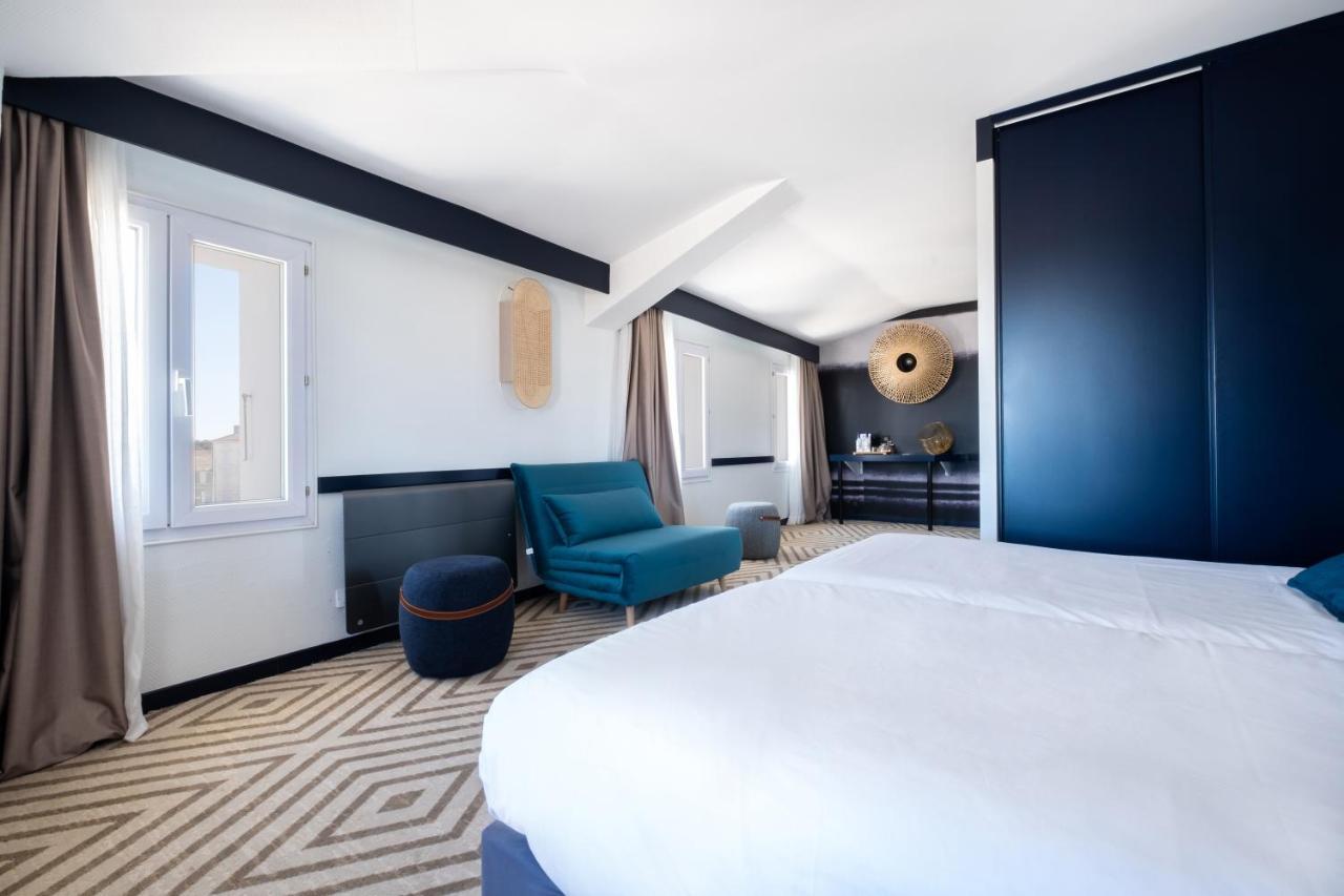Superior Double Room Panoramic Harbour View