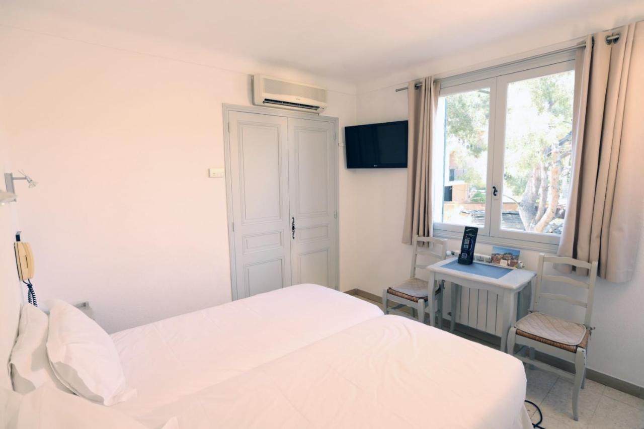 Twin Room,1304294695:JPEG