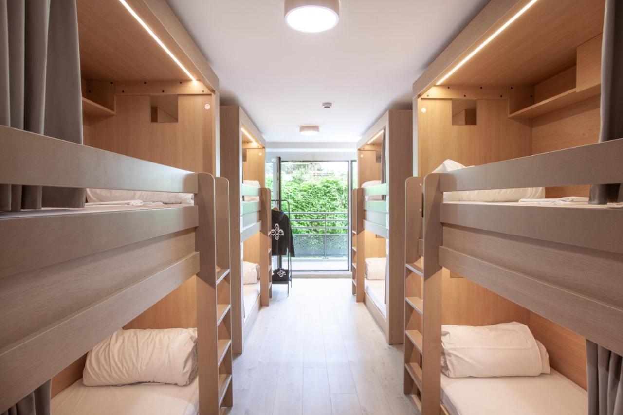 Bed 8-Bed Mixed Dormitory Room
