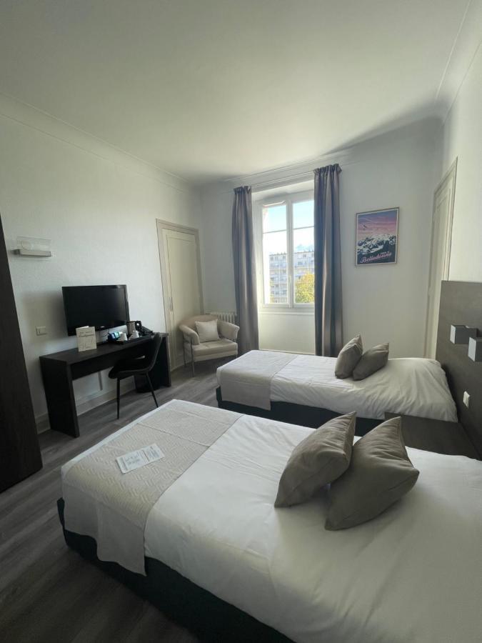 Twin Room,1327416515:JPEG