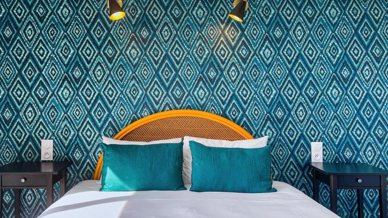 Queen Room with Sea View,1337441615:JPEG